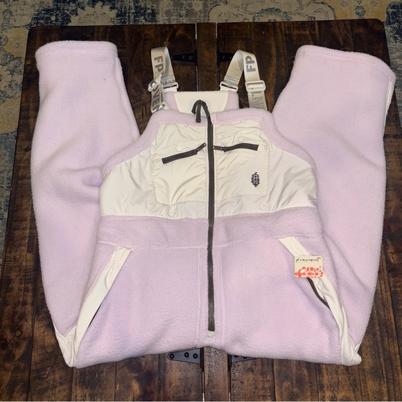 FP Movement Women's Hit The Slopes Overalls Sz Large NWT - Picture 11 of 15